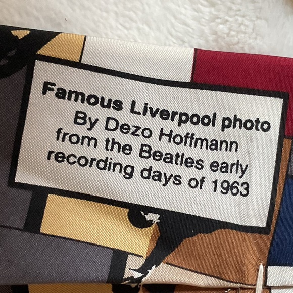 Fun vintage silk tie for the Beatles - Picture 2 of 6